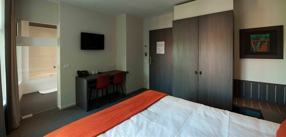 Square Hotel Kortrijk Eksteriør bilde