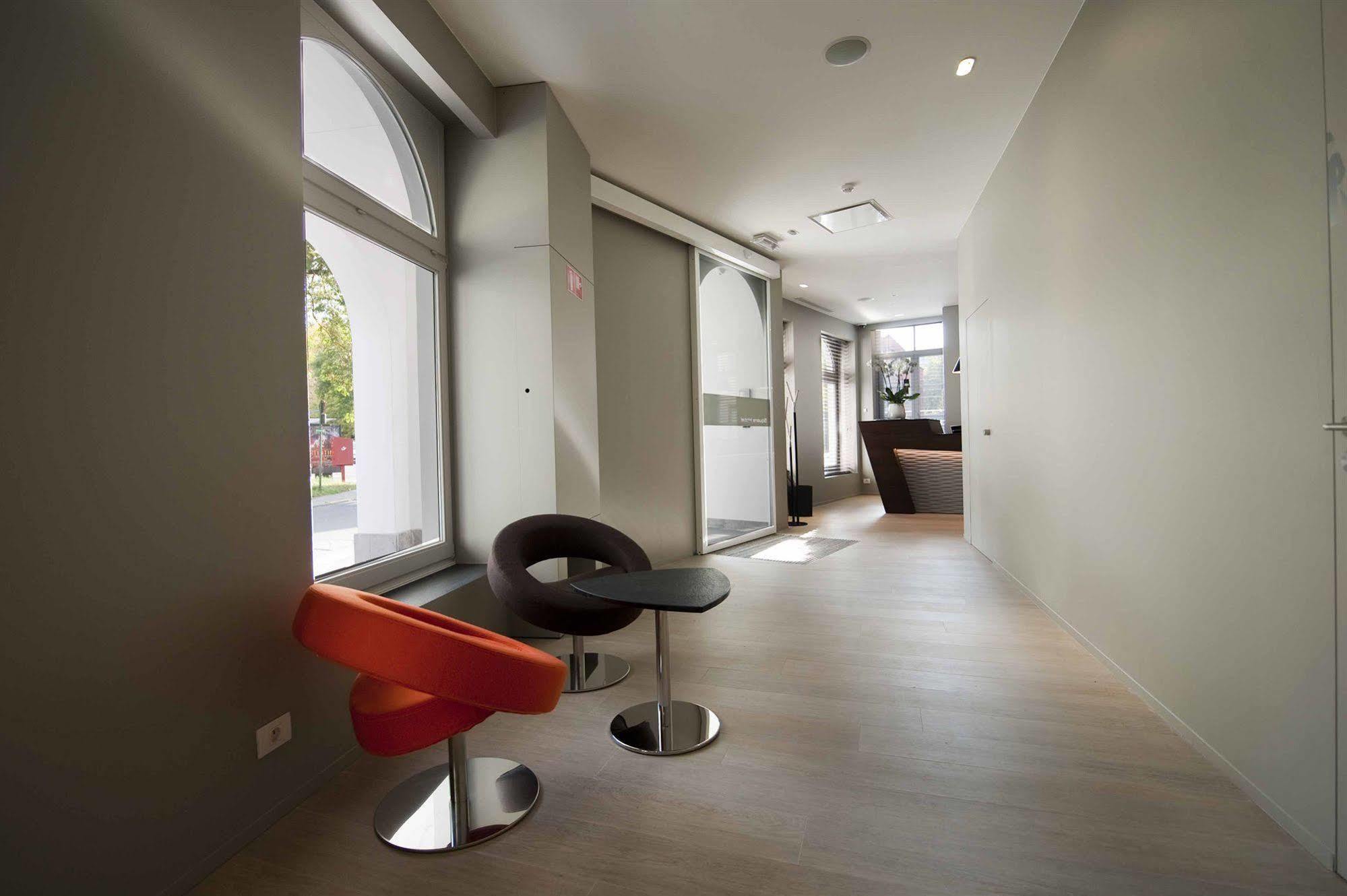 Square Hotel Kortrijk Eksteriør bilde